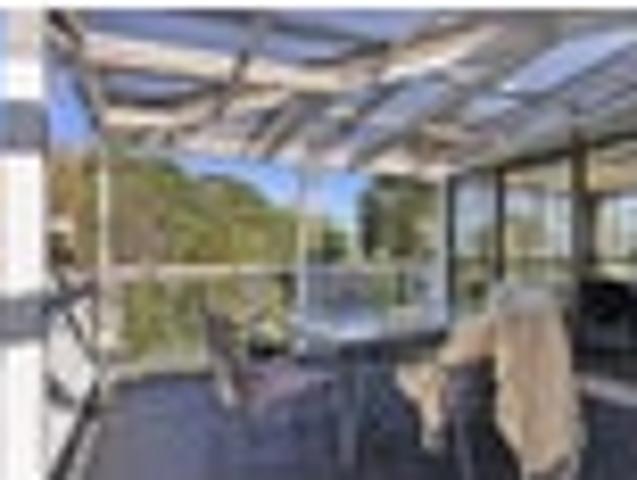 House for sale in Awhitu