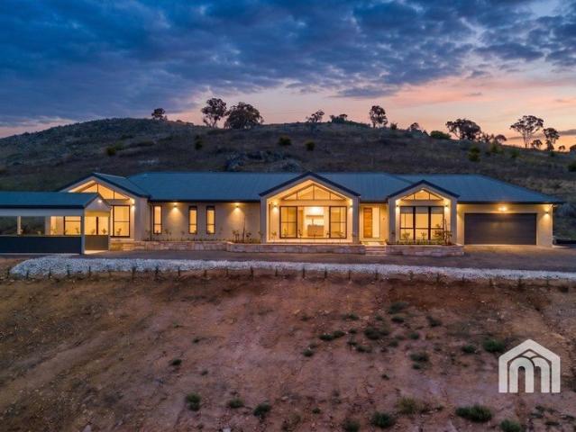 Cottage for sale in Burra, New South Wales