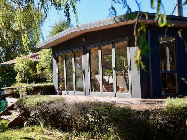 House for rent in Woodend, Victoria