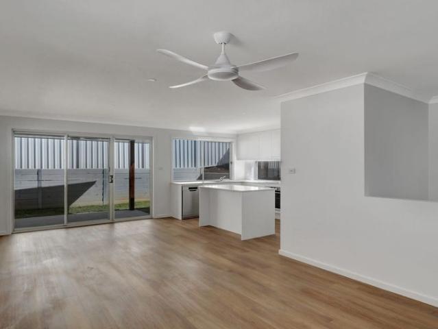 Townhouse for rent in Port Macquarie, Port Macquarie-Hastings Council