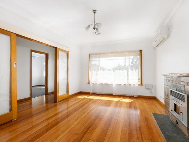 House for rent in Thomastown, Melbourne