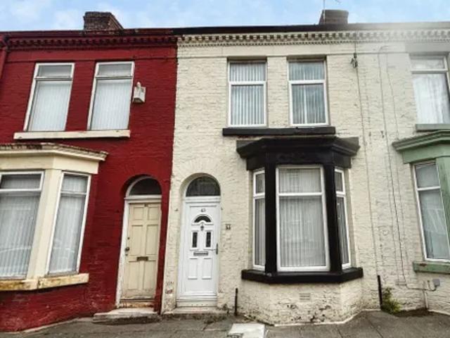 House for rent in Calderstones