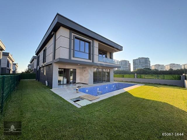 Çerkezköy içerisinde satılık Villa