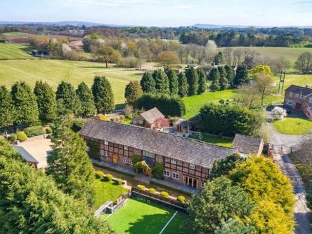 House for sale in Broken Cross, Macclesfield