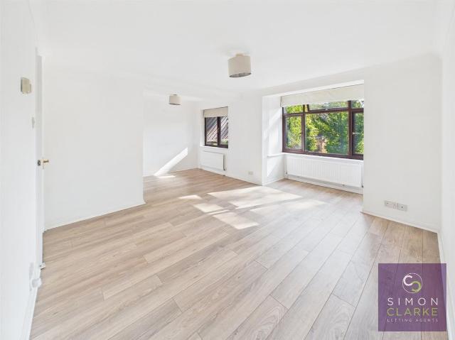 Apartment for rent in London Borough of Barnet, Greater London