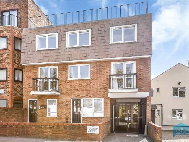 Apartment for rent in North Finchley, Greater London