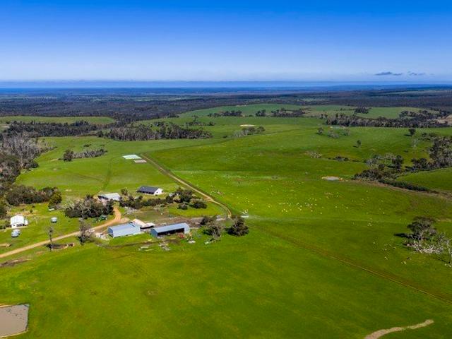 Cottage for sale in Vivonne Bay, South Australia