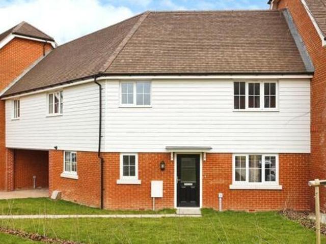 House for sale in Netherfield, Heathlands
