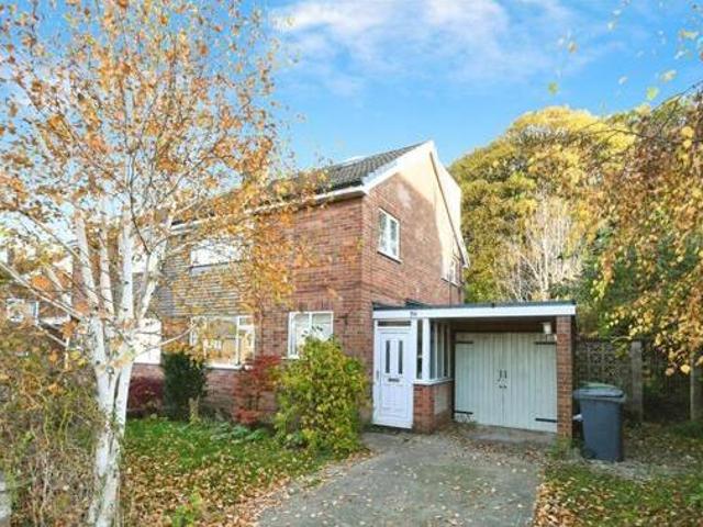 House for sale in Loundsley Green, East Midlands