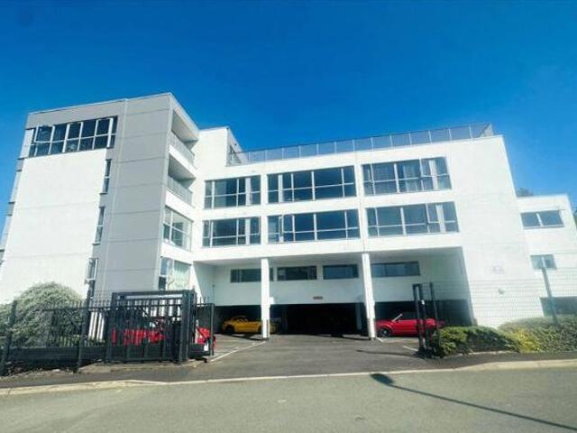 House for sale in Calderstones