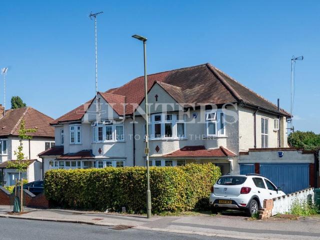 Apartment for rent in East Barnet, Greater London