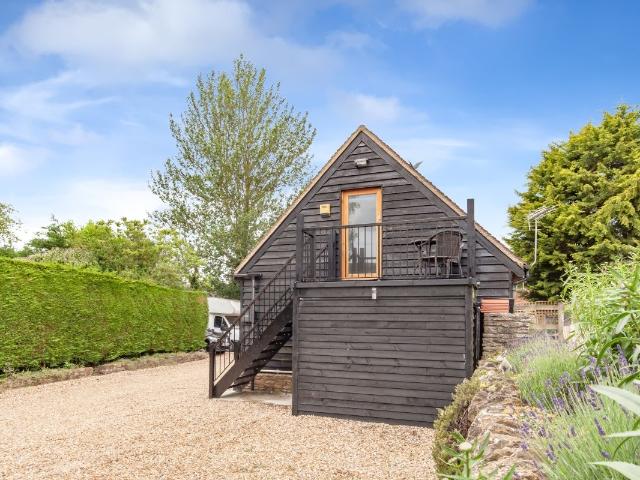 Studio for rent in Netherton, Vale of White Horse