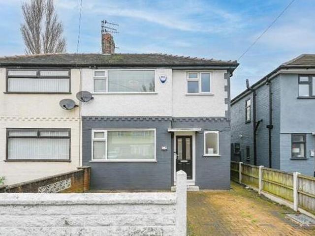 House for sale in Calderstones