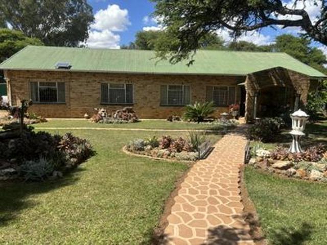 House for sale in Makwassie, Maquassi Hills Local Municipality