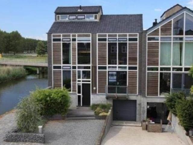 Kamer te huur in Eilandenbuurt, Almere-haven