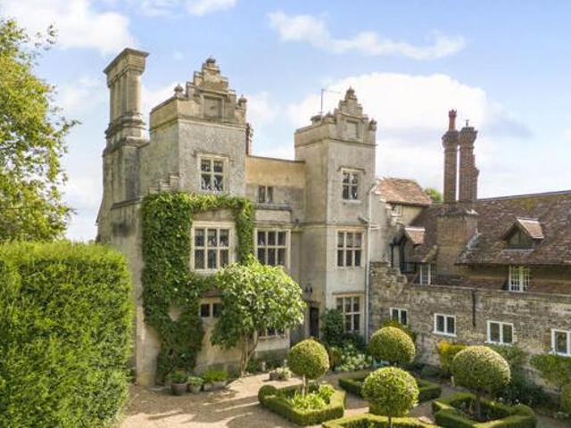 House for sale in City of London, Greater London