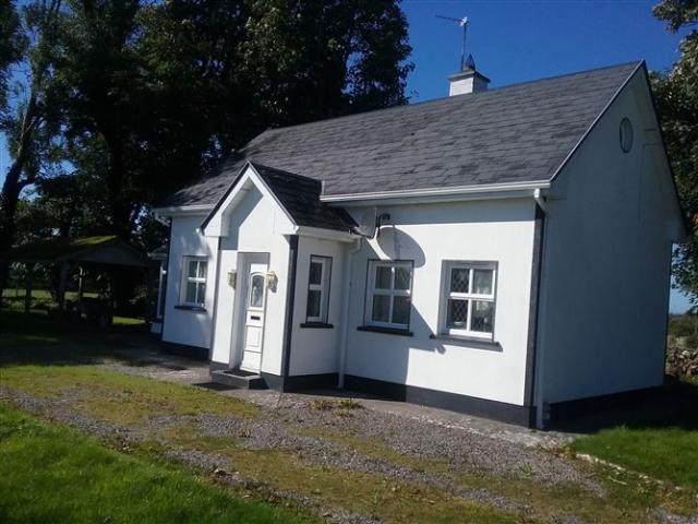 Detached House for sale in Tuam, Connacht