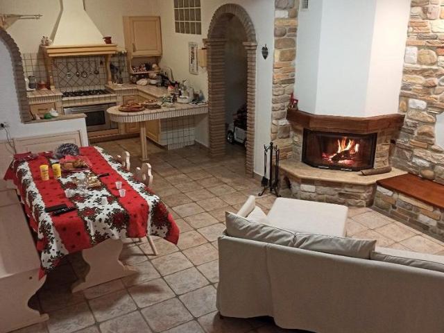 Stanza in affitto a Borgo Medievale, Nettuno