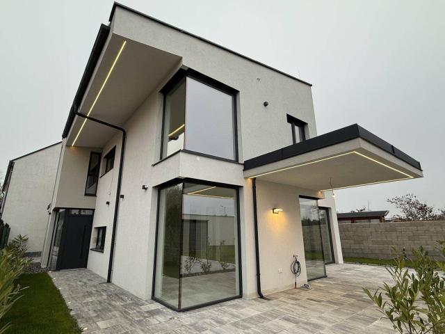 Haus kaufen in Wöllersdorf-Steinabrückl, Niederösterreich