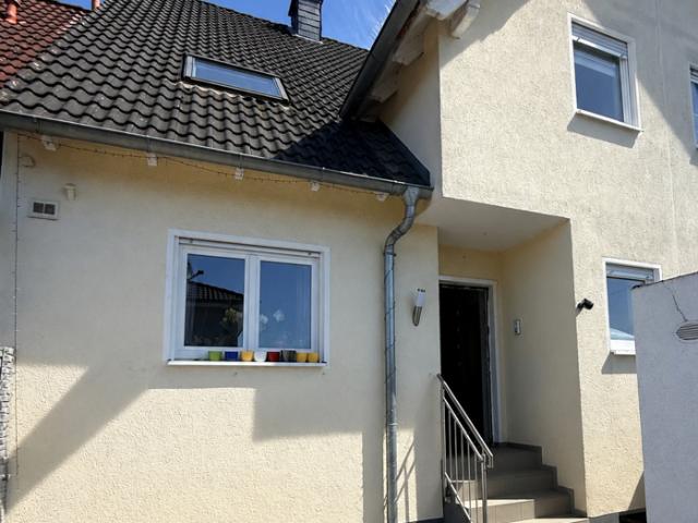 Doppelhaushälfte kaufen in Kleinwallstadt, Bayern