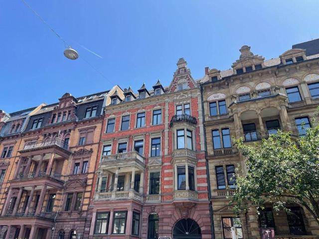 Etagenwohnung kaufen in Wiesbaden, Mitte
