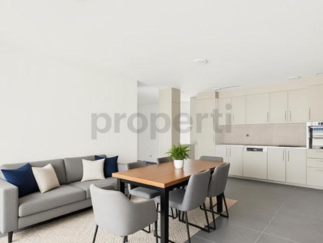 Wohnung kaufen in Opfikon, Zürich