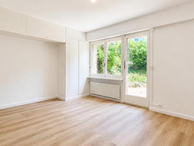 Wohnung kaufen in La Croix, Lutry, Waadt