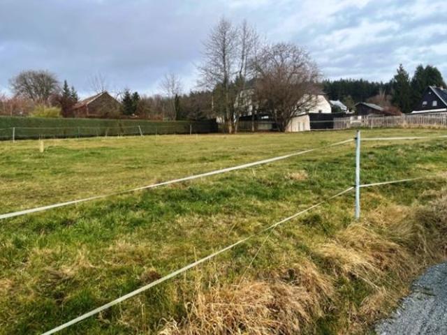 Erdgeschosswohnung kaufen in Tirpersdorf, Sachsen