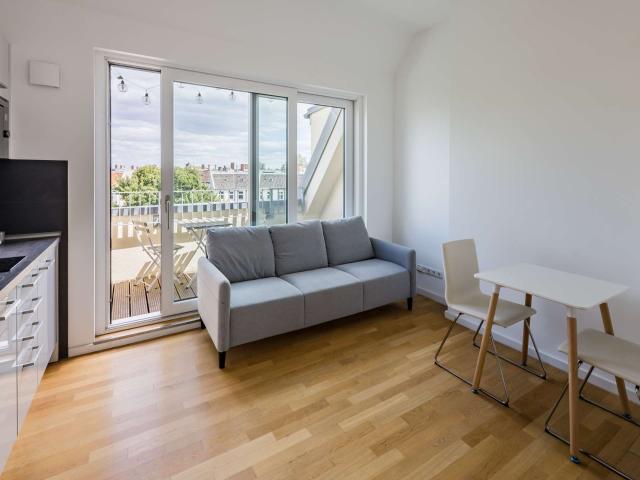 Dachgeschosswohnung kaufen in Neukölln, Berlin