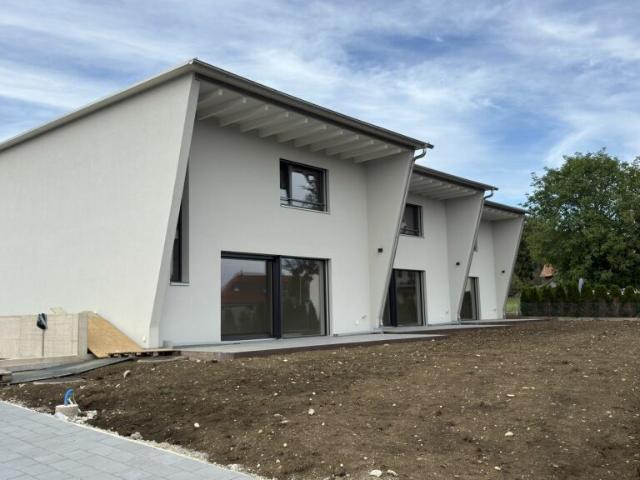 Reihenfamilienhaus mieten in Oberbipp, Bern