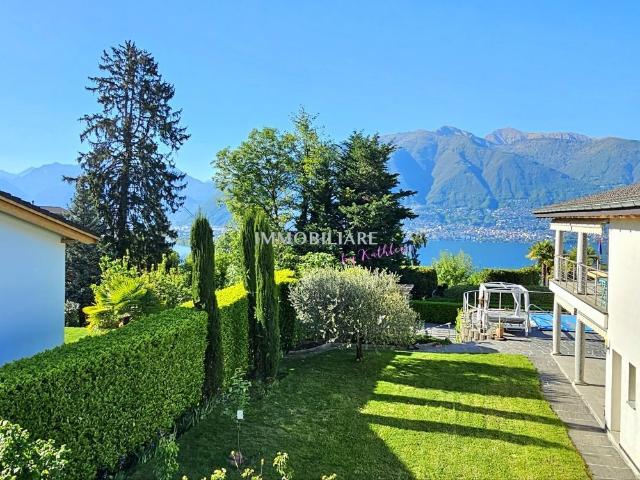 Wohnung kaufen in Gerra, Gambarogno, Tessin