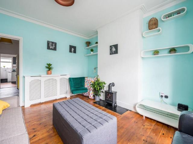 Apartment for rent in London Borough of Lewisham, Bell Green