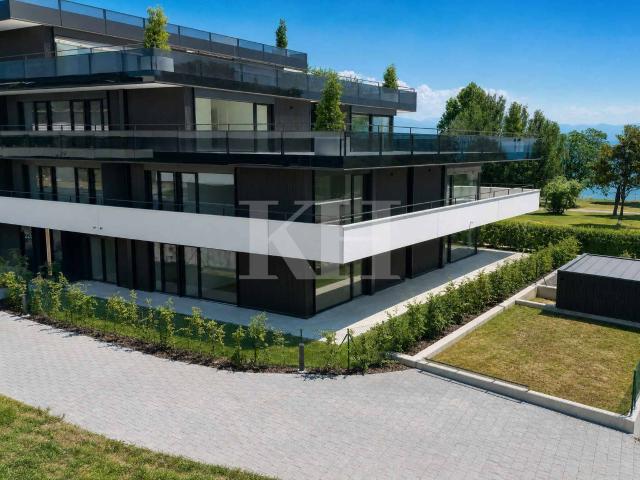 Wohnung kaufen in Rolle, Waadt