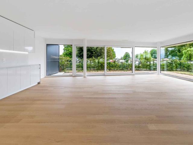 Wohnung kaufen in Rolle, Waadt