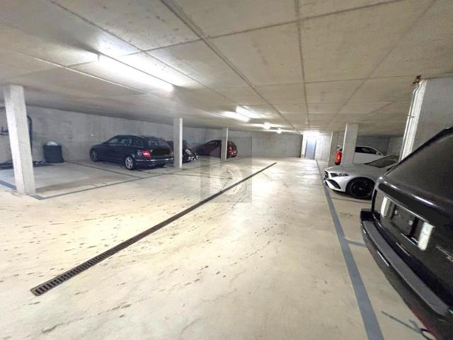 Garage mieten in Romainmôtier, Waadt