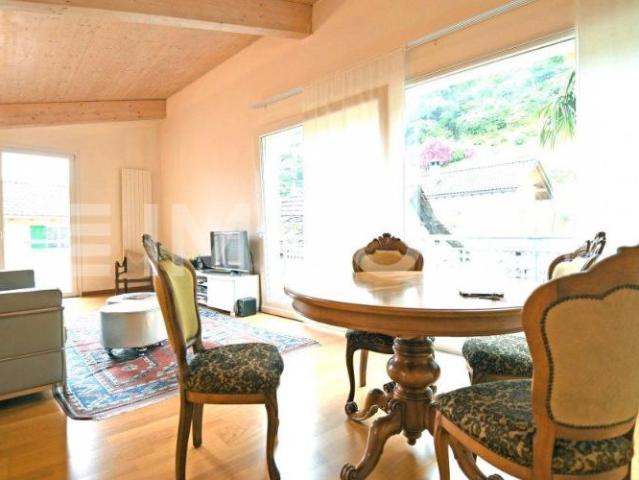 Haus kaufen in Gerra, Gambarogno, Tessin