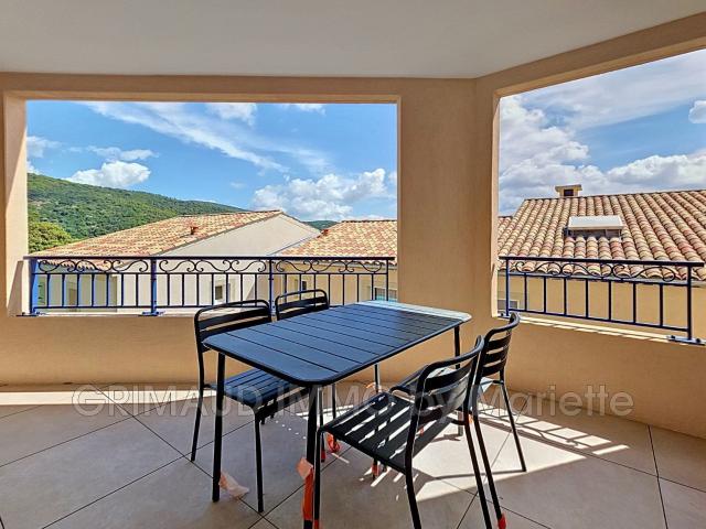 Appartement vente à Arrondissement de Draguignan, Grimaud