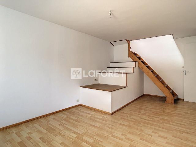 Appartement location à Neufchâteau, Grand Est