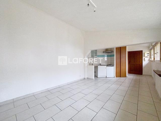 Appartement location à Neufchâteau, Grand Est