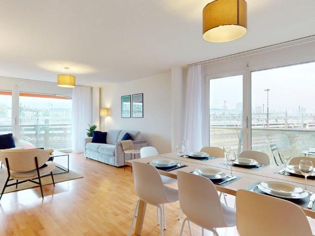 Wohnung mieten in Einigen, Zürich
