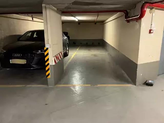 Garage vente à Nanterre, Neuilly-sur-seine