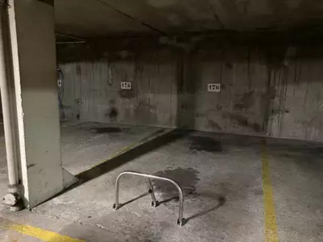 Garage vente à Nanterre, Neuilly-sur-seine
