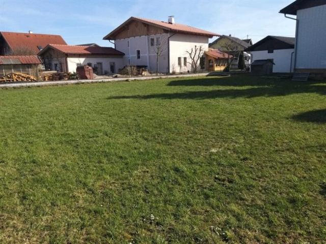 Grundstück kaufen in Neukirchen an der Enknach, Oberösterreich