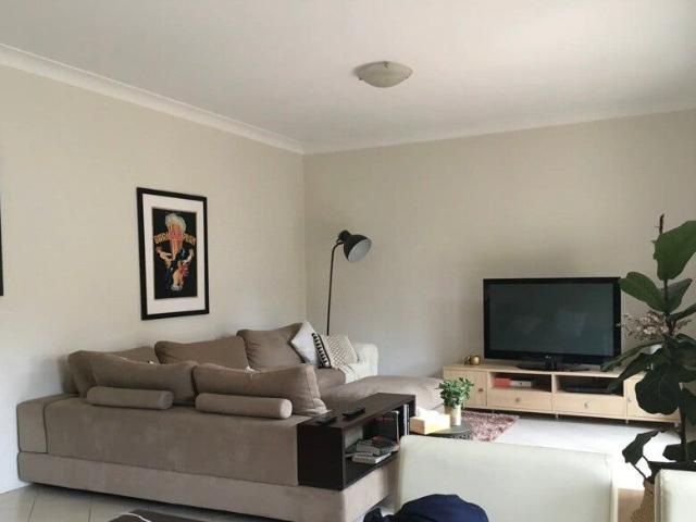 Room for rent in Neutral Bay Junction, Sydney