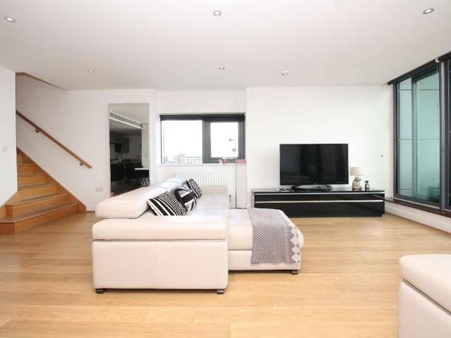 Apartment for rent in London Borough of Tower Hamlets, Greater London