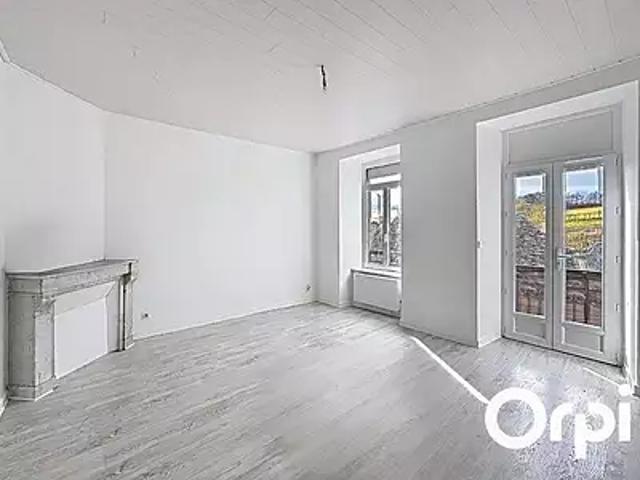Appartement location à Neuvéglise, Neuvéglise-sur-Truyère