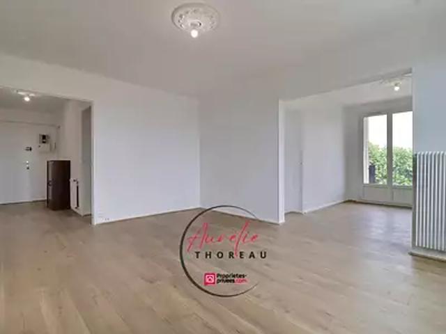 Appartement vente à Neuville-aux-Bois, Loiret