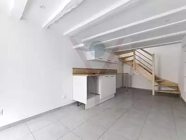 Maison location à Machard, Neuville-les-Dames