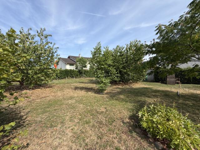 Terrain vente à Bourg-en-Bresse, Neuville-les-dames