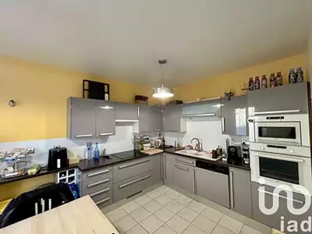 Maison vente à Neuville-saint-amand